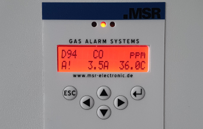 Czujnik wielogazowy MSC2 wyświetlacz zmiennokolorowy w stanie alarmu
